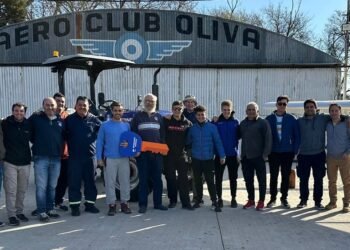 La Escuela de Pilotos del Aeroclub de Oliva y un avance histórico