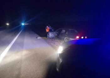 Esta madrugada, efectivos de la Policía Caminera detuvieron a un hombre, quien iba conduciendo ebrio y en contramano por la autopista.