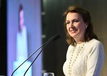 Mondino pasó por Oliva: O cambiamos el país o cambiamos de país