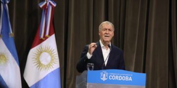 La Provincia anunció un bono de $30 mil para activos y pasivos