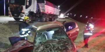 Accidente en autopista cerca de Oliva: Dos hombres hospitalizados en el Zonal