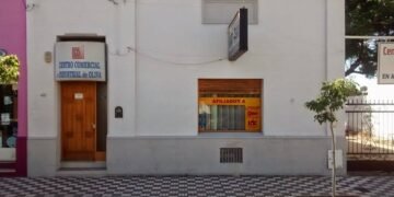 Eligen nuevas autoridades en el Centro Comercial e Industrial de Oliva