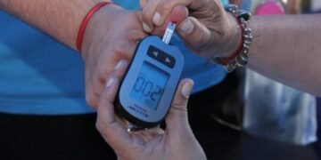 Conversatorio sobre diabetes en Oliva: Testimonios e información clave para prevenir y tratar