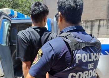 Detienen a dos sujetos en Oncativo por hurto, robo, violación de domicilio, entre otros delitos