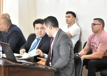 Condena de 6 años para ex policía de Oliva por lesiones graves y falsedad ideológica