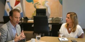 Ibarra reunido con la vicegobernadora por el Polo de Desarrollo en tierras del Vidal Abal
