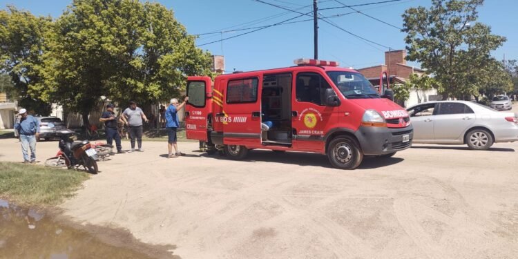 Accidente en James Craik y una niña de 4 años impactada por un auto en Almafuerte