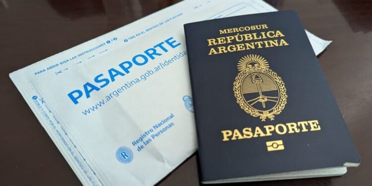 Suben las tarifas para sacar el DNI y el Pasaporte