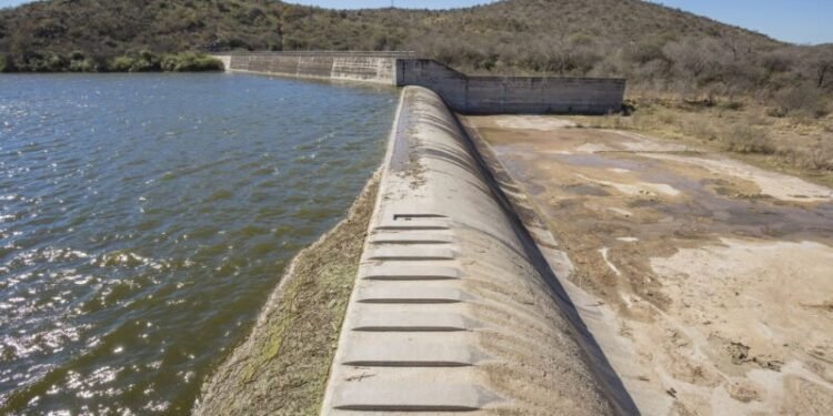 Quiso refrescarse en un dique y falleció: un joven de 26 años perdió la vida en Córdoba