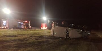 Despiste en autopista cerca de Oncativo: una persona hospitalizada