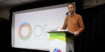 Oliva presentó las diversas propuestas educativas de nivel terciario