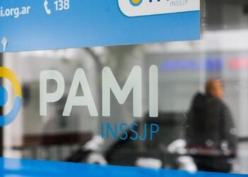 PAMI alerta sobre nuevas modalidades de estafa a jubilados: cómo evitarlas y qué hacer