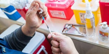 Oliva Destaca el Impacto de sus Centros de Salud Municipales: Más de 7.600 Prestaciones en el Primer Cuatrimestre