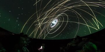 Oliva: Planetario móvil y exposición de robótica y programación