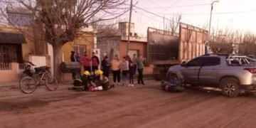 James Craik: un adolescente de 16 años internado tras la colisión de una camioneta y una moto