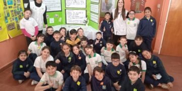 El secreto de las diatomeas: Un proyecto de investigación de alumnos del Mitre, en la instancia zonal de Feria de Ciencias