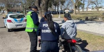 Triple secuestro de motocicletas en Oliva este jueves