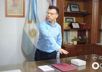 Fantoni renunció como subdirector de Educación de Oliva