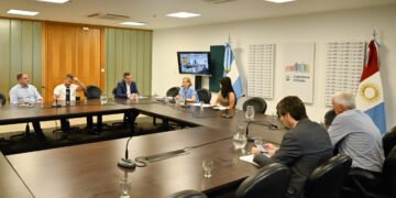 Incluirán contenido sobre educación financiera en escuelas de Córdoba