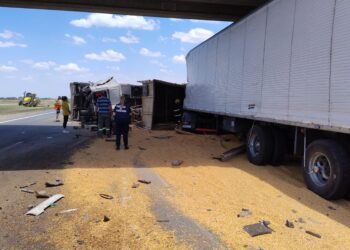 Siniestro vial en autopista entre Manfredi y Oncativo: uno de los conductores se encuentra hospitalizado