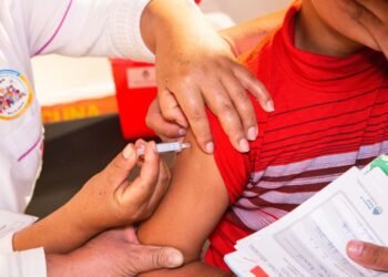Salud dio cuenta de las vacunas que se deben tener colocadas antes del inicio de clases
