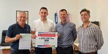 Pilar: La Provincia entregó fondos para la ampliación de la red de gas natural