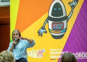 Provincia presentó un asistente virtual para niños y adolescentes sobre problemáticas. cómo acceder vía WhatsApp