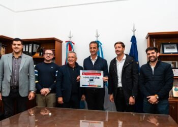 Oliva: la Provincia entregó anticipo de $60 millones para ampliación de la red de gas