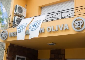 Ya hay baja de contratos en salud en Oliva: que dijeron desde el SEP