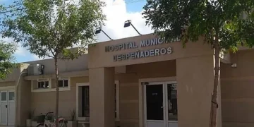 Falso Médico Detenido en Despeñaderos: Usurpó Título y Ejerció Ilegalmente la Profesión