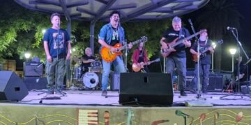 Laguna Larga celebró el Día Internacional del Jazz con una noche a puro ritmo en la Plaza de la Música