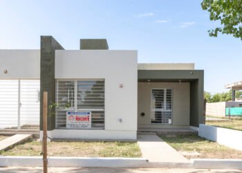 Tipologías a Medida: Cómo Adaptar tu Casa Horizonte a tu Estilo de Vida en Oliva y la región