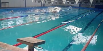 Vélez Sarsfield de Oliva lanza el instructorado de natación certificado por la Universidad Nacional de Córdoba
