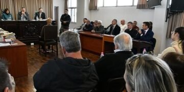 Condenan a policías y civiles por red de autos robados que operaba en Oliva y Oncativo: ninguno irá a la cárcel