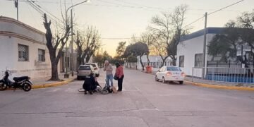Reportan un accidente de tránsito en Oliva: una mujer de 65 años fue hospitalizada tras el siniestro