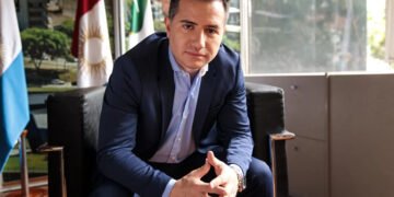 La Libertad Avanza impulsa en Oliva parte de su campaña de afiliación provincial