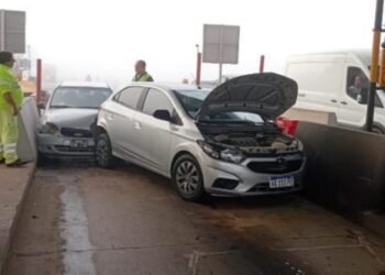 Fuerte accidente de tránsito cerca de James Craik: varias personas hospitalizadas