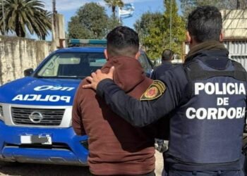 Dos detenidos en Oncativo por hurto y secuestro de vehículo