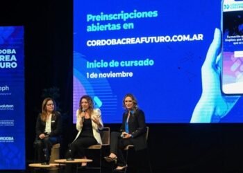 Córdoba lanza un ambicioso plan para el futuro del empleo con 10.000 becas en tecnología: cómo inscribirse y acceder