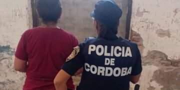 Una mujer de Oliva detenida por agredir a su hija: qué informó la Policía