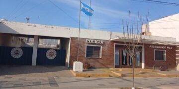 Allanamiento y secuestro de elementos en James Craik: estan relacionados con una causa de violencia familiar