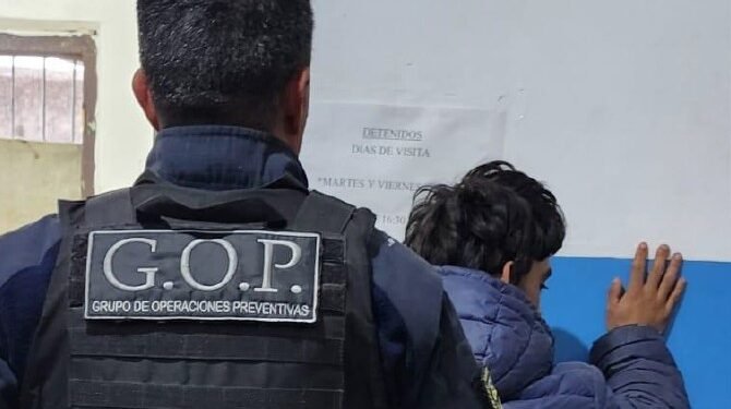 Dos detenidos en Oliva por violar medidas judiciales en causas por violencia familiar