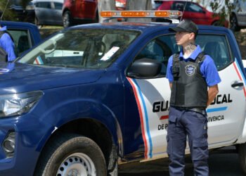 Entregan móviles y vehículos para la Policía de Oliva y la Guardia Local de James Craik: que otras localidades fueron beneficiarias