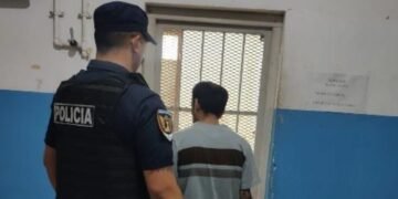 Detienen en Oliva a un Prófugo de la Justicia por Amenazas Calificadas y Robo