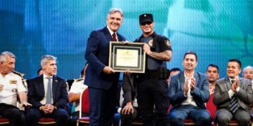 La Provincia hizo dos anuncios claves para los policías: bono para indumentaria y duplicación de adicional por patrullaje