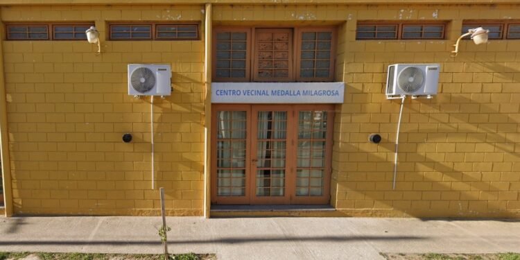 Oliva: Municipio oficializa aporte económico para los carnavales del Centro Vecinal Medalla Milagrosa