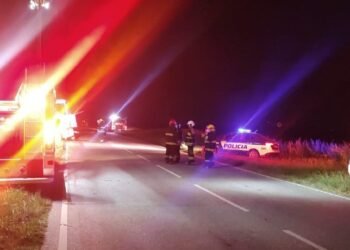 Accidente vial y procedimientos por violencia familiar en Oliva: los detalles brindados por la Policía