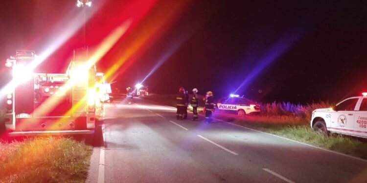 Accidente vial y procedimientos por violencia familiar en Oliva: los detalles brindados por la Policía