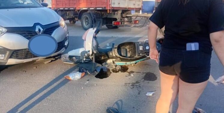 Choque en Oliva entre una SUV y una moto: tres personas -entre ellas un niño de 8 años- fueron hospitalizados