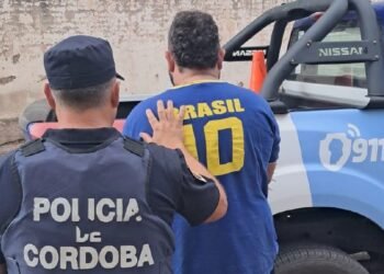 Un detenido por violencia familiar en Oliva y un accidente fatal en Río Tercero: el reporte policial de lo sucedido